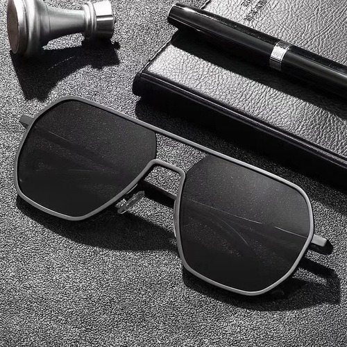 Aluminum magnesium polarized sunglasses for men, anti-UV glare driving and fishing glasses, color-changing polygonal sunglasses