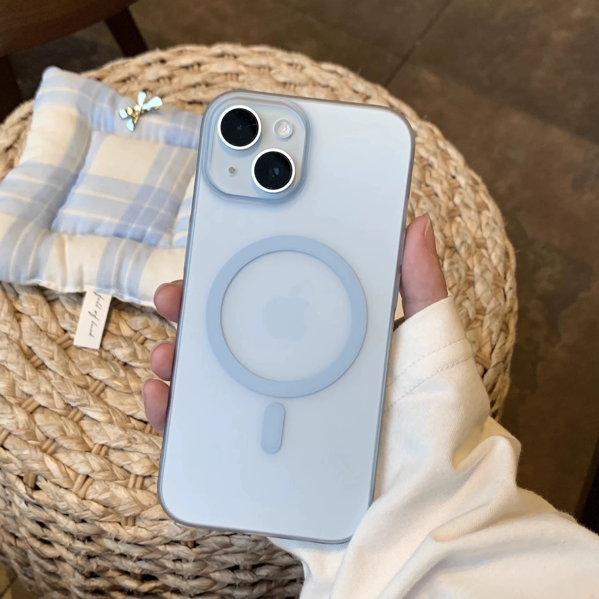 Соверси с ультратонким корпусом совместимо с iPhone 16, матовый чехол для iPhone 16 Pro, защитный чехол, fall protection