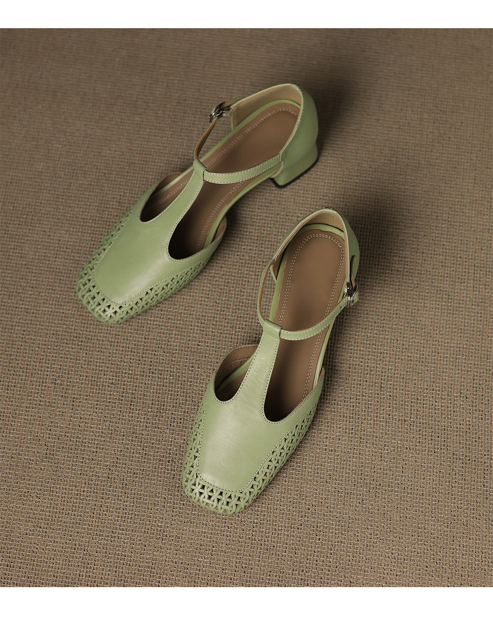 Sandal quai chữ T bít mũi da bò lớp đầu gót thô 4cm đục lỗ thoáng khí — Màu đen chi tiết 24