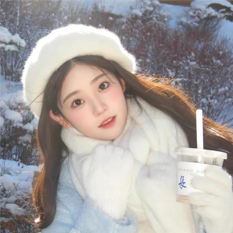 Small version mohair-white