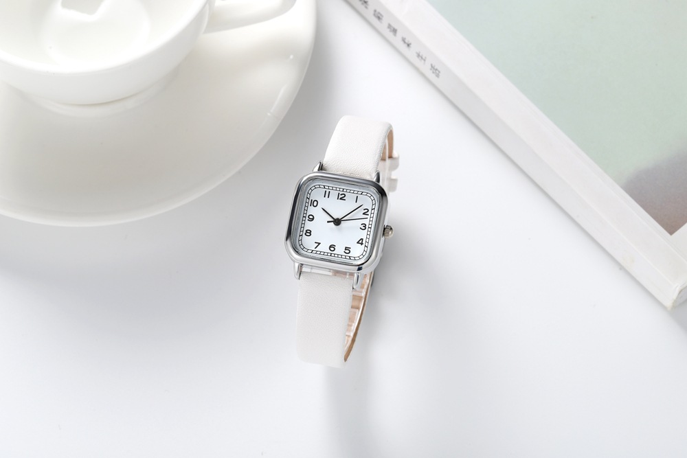 Live broadcast of new Instagram Fengsen series digital fashion minimalist square small dial student belt women's watch_voghion.com