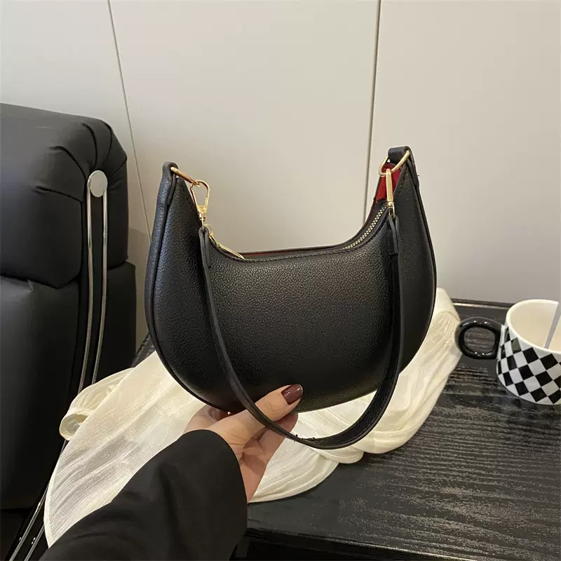 bags法式腋下个性女包包2025春季新款单肩包简约新月包小众通勤包