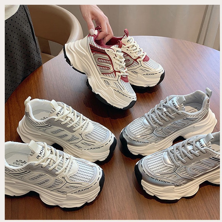 Red popularidad explosiva 2024 nuevo fondo grueso verano transpirable red de estudiantes de explosión de calles para salir zapatos deportivos casuales de mujer