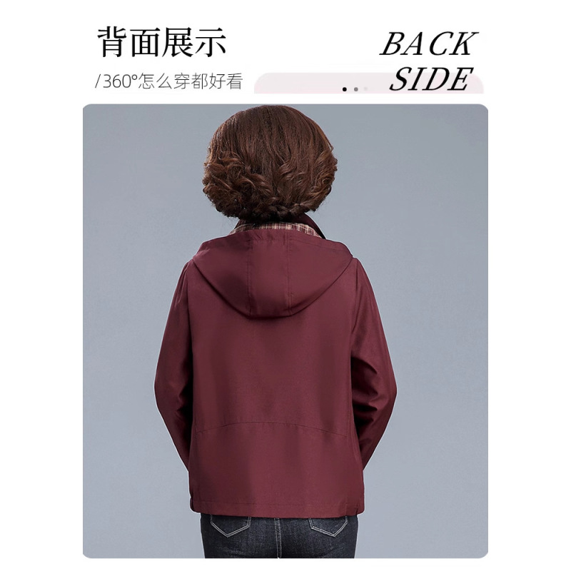 中年妈妈秋装外套2025新款中老年人女春秋格子上衣服奶奶风衣夹克|undefined