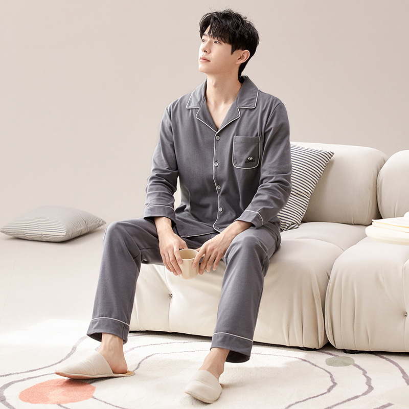 Pijamas de hombre primavera y otoño de hombre 2025 nuevo de terciopelo de manga larga otoño y invierno engrosado conjunto de ropa cálida de invierno