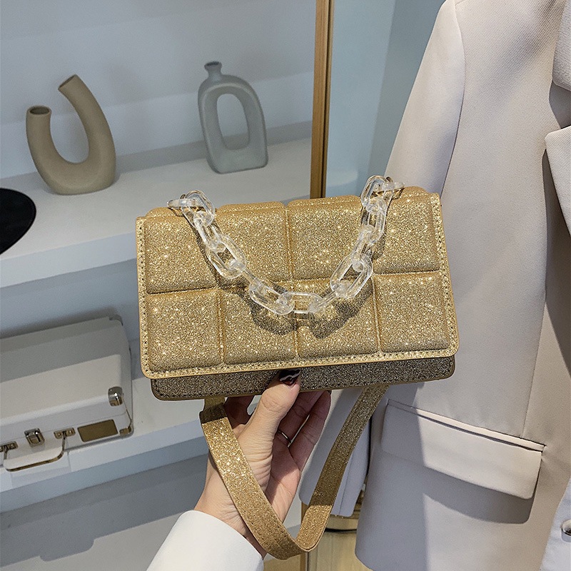 2023 primavera y verano nueva moda bolsos de cadena bolsos de hombro bolsos cuadrados inclinados bolsos bolsos de mujer apoyar una gran cantidad de lotes mixtos al por mayor