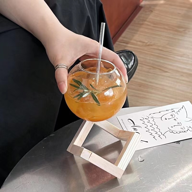 Vaso de vidrio esférico creativo de alto valor visual de la atmósfera de pollo taza de agua de burbujas creativa taza de bebida fría de jugo