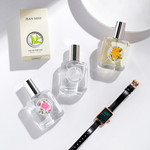 Icicle Osmanthus Eau de Parfum, a niche fragrance inspired by the Xiao Cheng Osmanthus Queen, long-lasting and suitable for students.