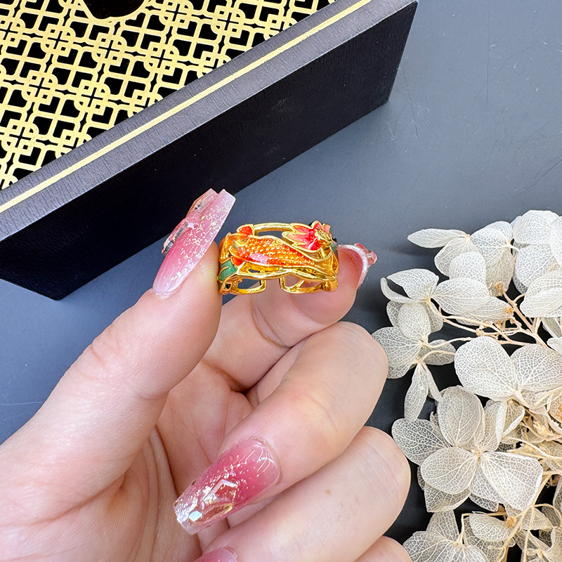 Guofeng koi abierto anillo de oro de arena de Vietnam pintado goteo de aceite loto fábrica de hojas de loto Yiwu al por mayor joyería