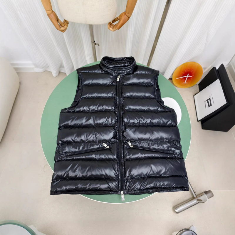 Pure Original m Brand Autumn and Winter Short Style Lightweight down Vest for Men and Women, 90% White Duck down Stand Collar Vest Jacket