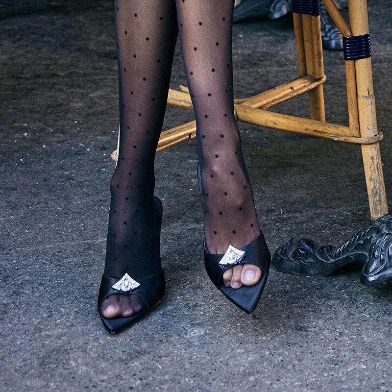 European and American 2024 Summer Designer Pointed-Toe Rhinestone High Heels, Thin Heels, Satin Diamond Embellishments, Versatile High-Heeled Mules