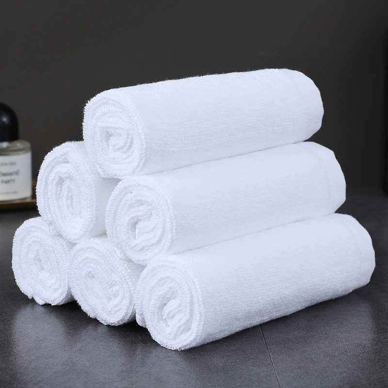 Color sólido Hotel Toalla de cara de algodón hombres y mujeres engrosada hogar absorbente nueva toalla cuadrada suave al por mayor