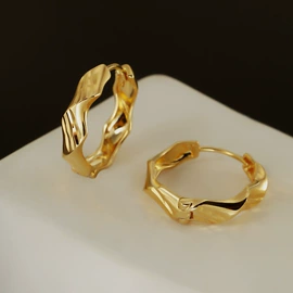 项链;耳钉;耳扣