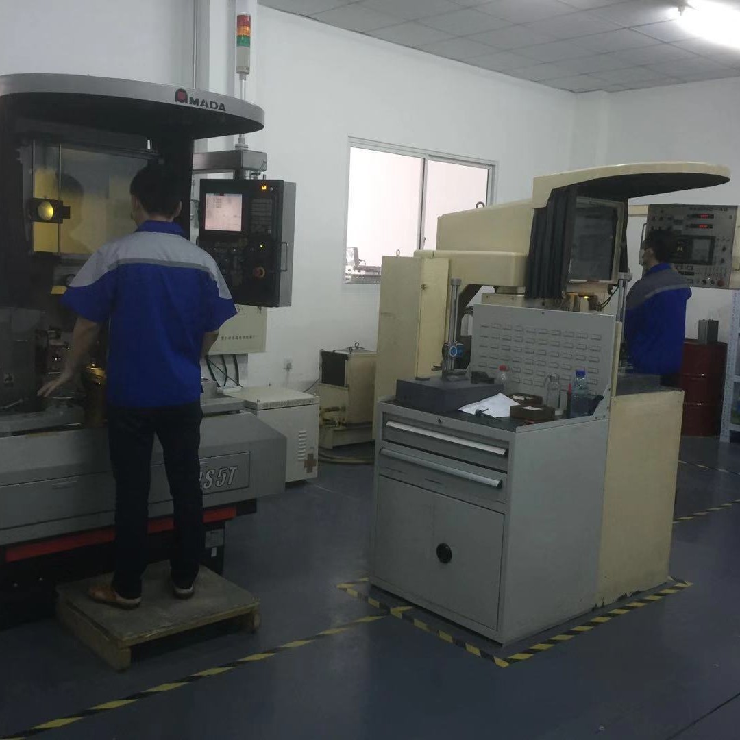 提供模具零件PG光学曲线磨床加工马达铁芯钨钢凸凹模零件加工