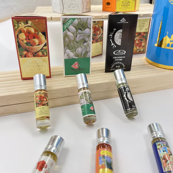 Dubai essential oil export Middle East 6 ml ml alcohol-free ball essential oil perfume cross-border wholesale