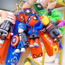 新款复仇者联盟漫威系列钥匙扣挂件蜘蛛侠蝙蝠侠美国队长公仔挂饰