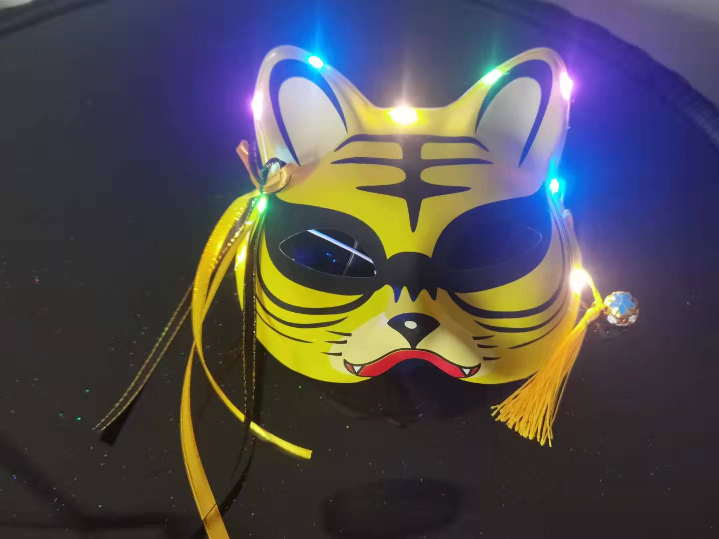 国境を越えたキツネ猫の顔マスクネット赤同金全顔古風マスクメーカー直販