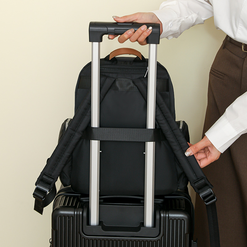 2024 nueva mochila de nailon para mujer, simple y versátil, portátil, mochila de viaje de gran capacidad, mochila escolar para estudiantes