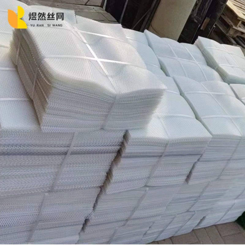 Белые пластиковые плоские сетчатые подстилки для животных, защита от защемления, сетка для разведения и выгула, защита от протекания экскрементов для клеток кур, уток, кроликов, от пчел