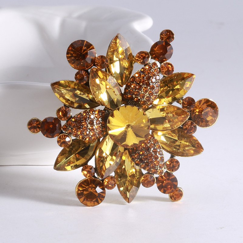 Lady Flower Alloy Inlay Artificial Crystal Women's Brooches display picture 10