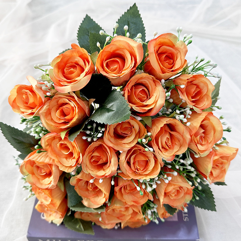 Serie DE BODA Rosa artificial 24-Cabeza de hielo corazón Rosa pequeña arreglo de flores artificiales boda auditorio novia con flor al por mayor