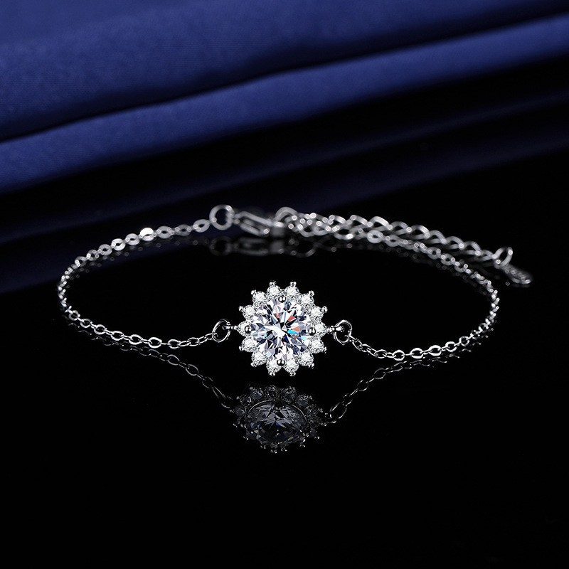 Pulsera de Girasol de Un Quilate con Engaste Completo de Diamantes