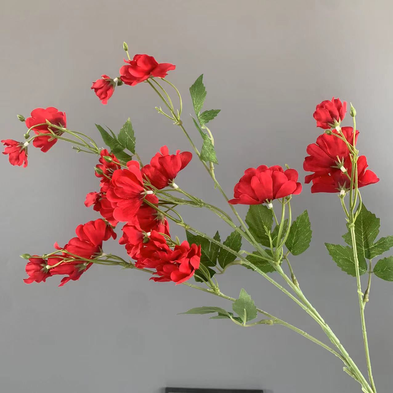 브릭 레드
