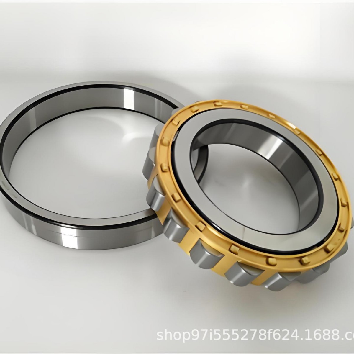 外球面满装圆柱滚子轴承SL06048E 尺寸240*360*130