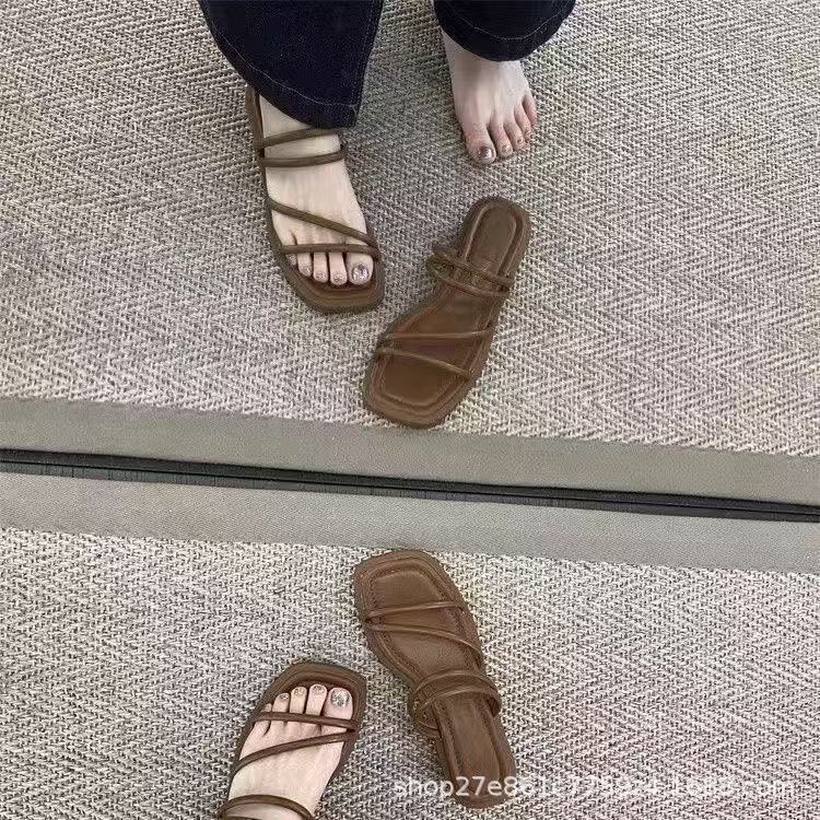 2025 French Flat-Heeled Sandals for Women's Outer Wear Spring and Summer New Low-Heeled Thin Straps Gentle Evening Breeze Open-Toe Slippers