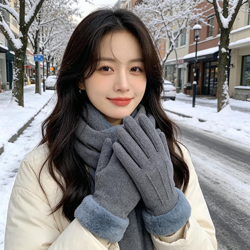 Winter Women's Gloves for Cycling, Cold-Proof, Solid Color, Warm, Windproof, Cute, Touch Screen, Finger-Separated, Fleece-Lined, German Velvet Gloves