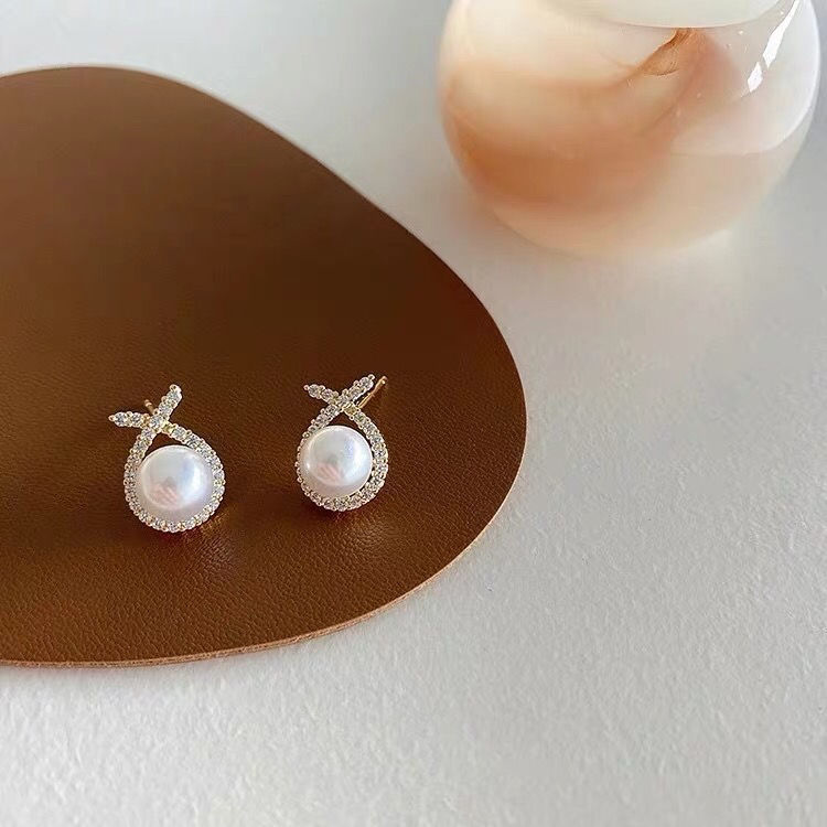Retro Water Drop Cross Pearl Full Diamond Earrings