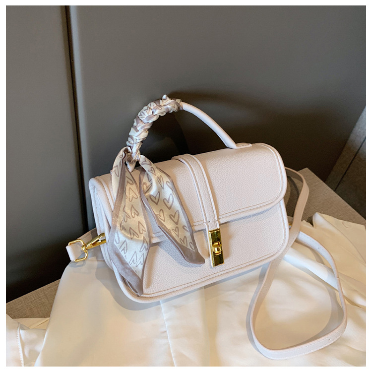 2023 Herbst und Winter neuer Stil, leichter Luxus, vielseitig, High-End-Retro-Umhängetasche für Damen, kleine quadratische Handtasche_voghion.com