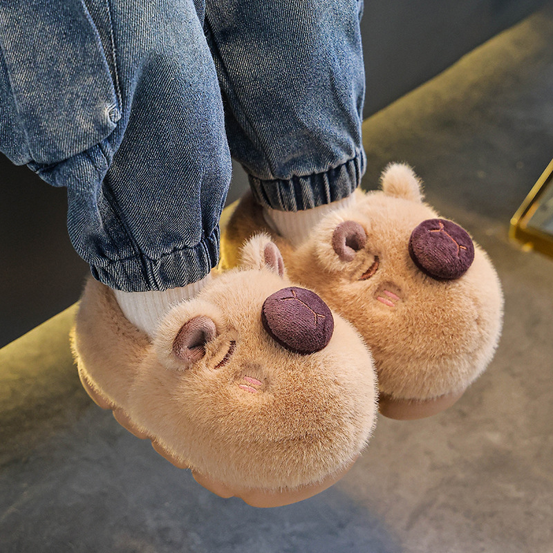 Capibara invierno zapatillas de algodón para niños, calentamiento y peluche para padres e hijos en casa, bolsas de tacones de algodón para niños mayores
