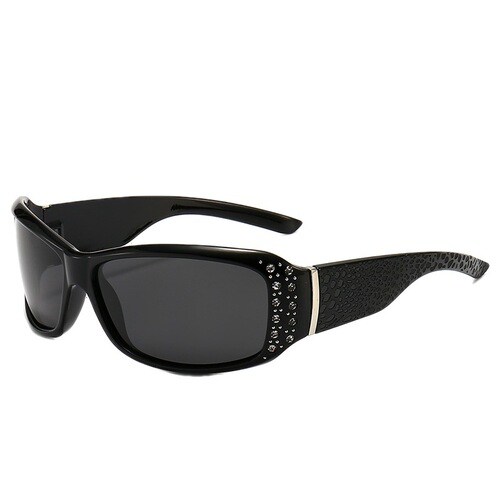 New European and American-style polarized sunglasses, vintage-inspired fashion diamond-studded shades for women—classic eyewear frames available wholesale from foreign markets, model HC010