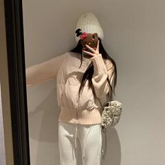 韓国系のレトロな小柄なニットは綿服のコートをつなぎ合わせます。