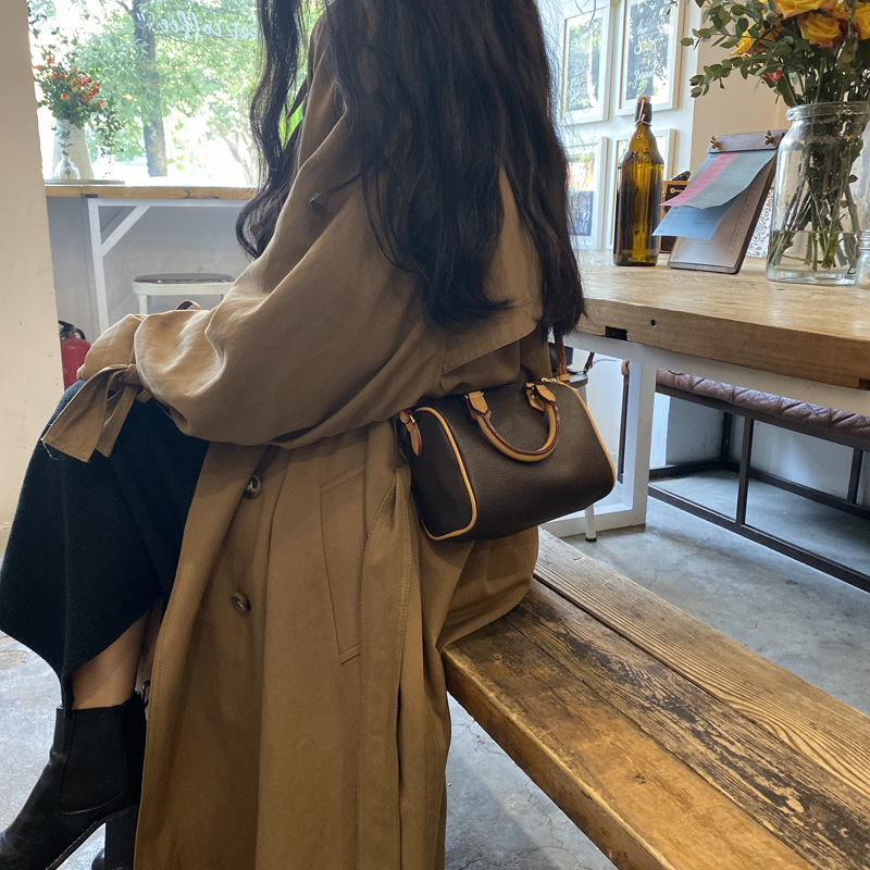 Frühling 2024 Sommer Single Shoulder Crossbody Modische und beliebte Handheld Small Square Shiling Damentasche_voghion.com