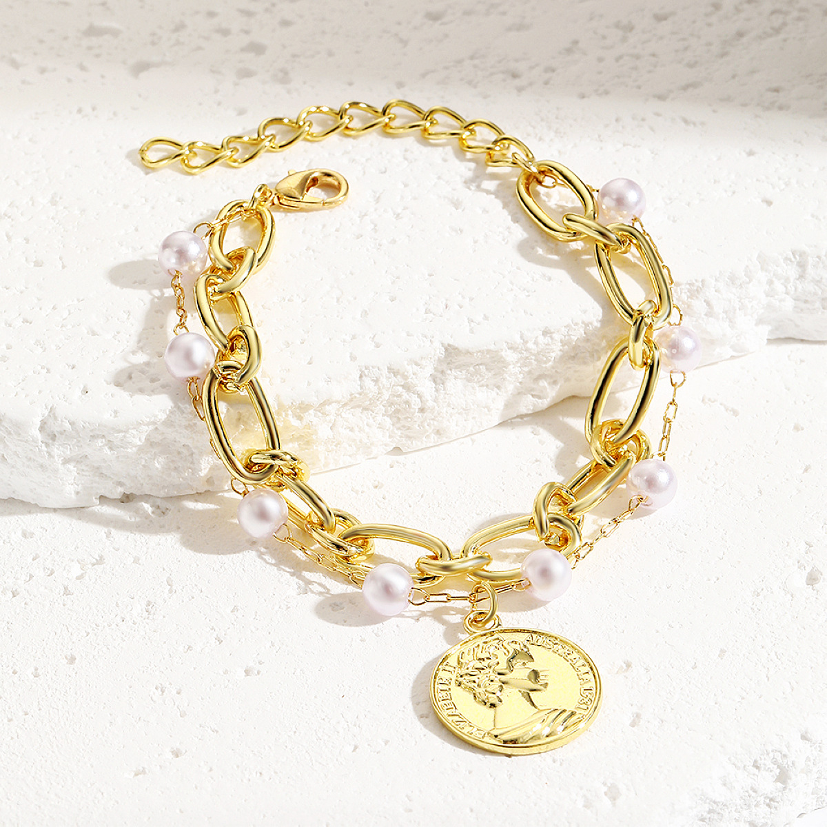 Beliebte High-End-Multi-Layer-Perlenarmband-Set Design Sinn für Barock-Retro-Perlenarmband_voghion.com