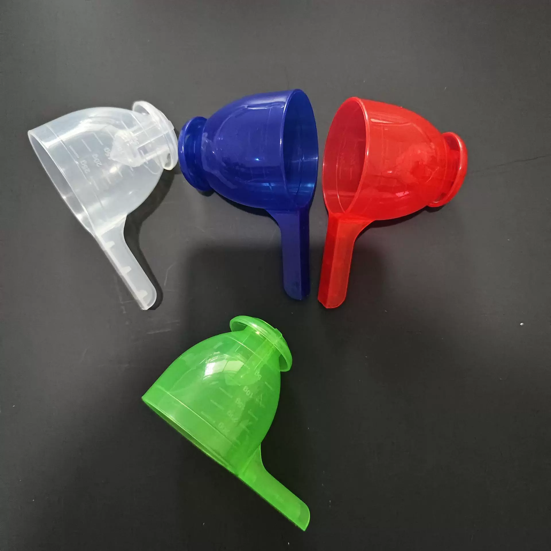 Амазонка взрывающая Convenient Measuring Scoop Антиразливающая вода Портативная просачивающая ложка