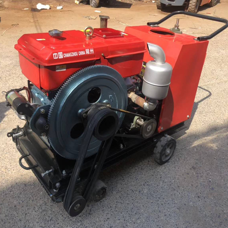 供应12马力柴油马路刻纹机常柴15马力水冷马路刻纹机厂家