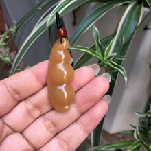 天然 新疆和田玉 糖料 糖白玉  四季豆 吊坠   豆荚 福豆 挂件