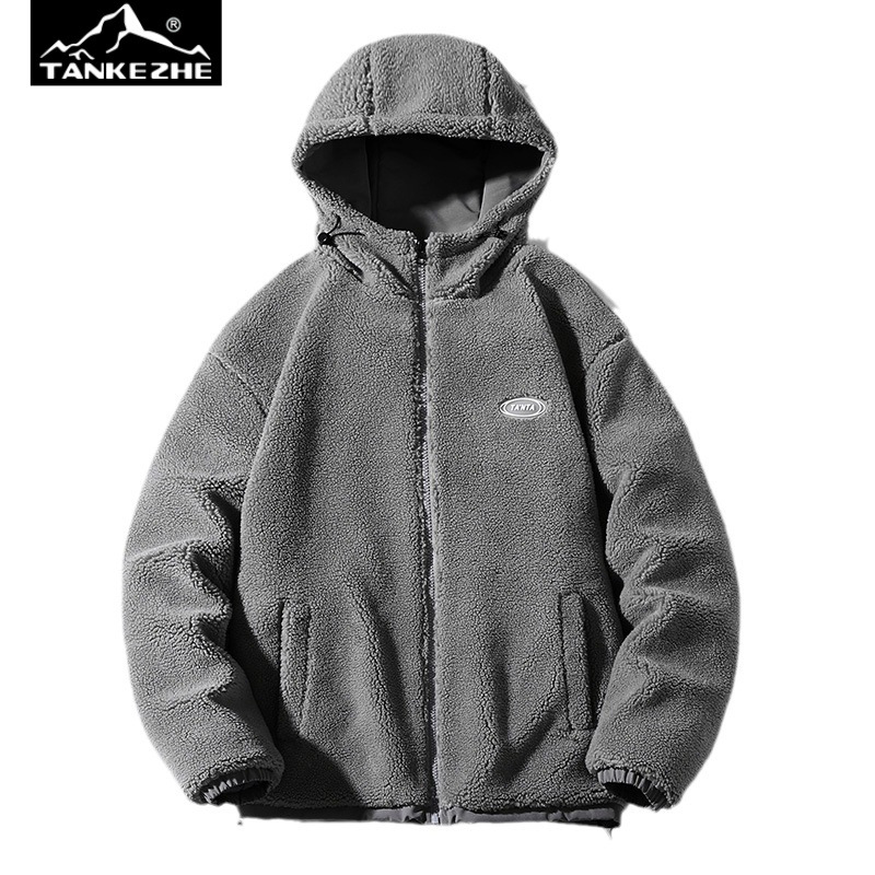 Invierno de los nuevos hombres de estilo coreano con capucha color sólido logotipo del coche de lana de cordero abrigo de algodón acolchado pareja de moda celebridad en línea mismo estilo abrigo a juego