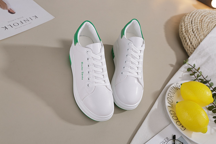 Baskets basses femme blanches compensées imperméables antidérapantes_voghion.com