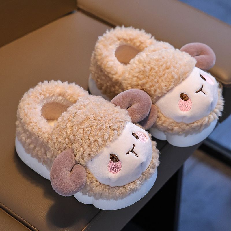 Bolsos de invierno para niños zapatillas de algodón para niñas en el hogar calentamiento y peluche para niños lindos zapatos de algodón para bebés pequeños y medianos