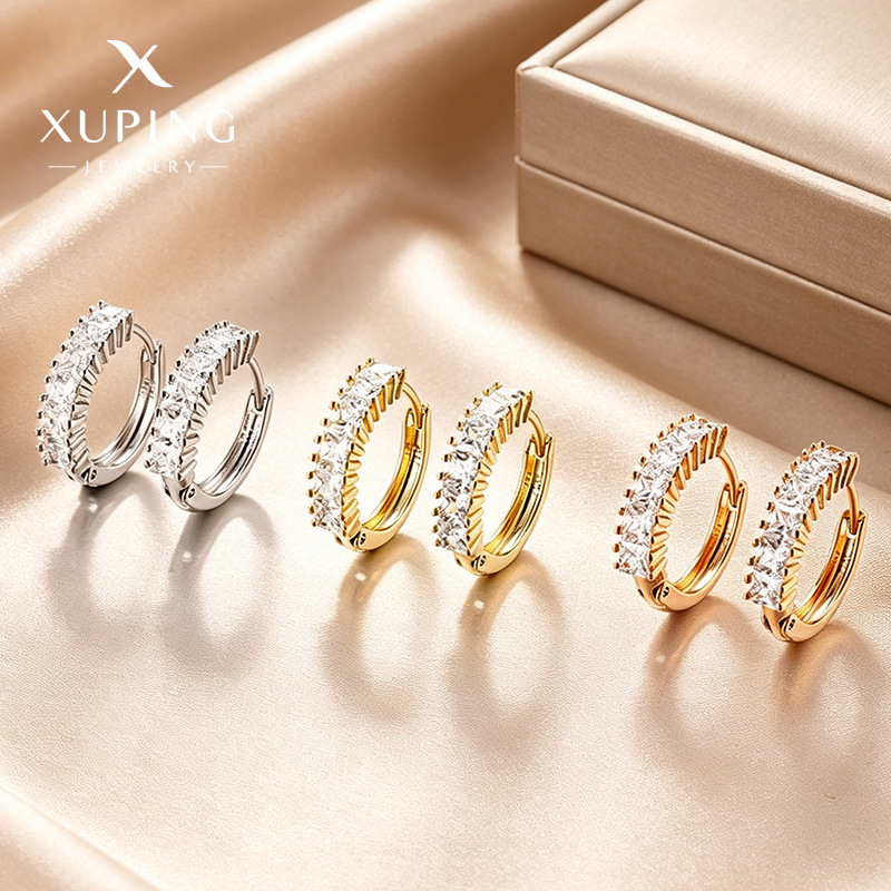 Xuping incrustado de una sola fila de zircon simple europa y americana transfronterizos de aleación de cobre nicho personalidad pendientes de orejas de viento al por mayor