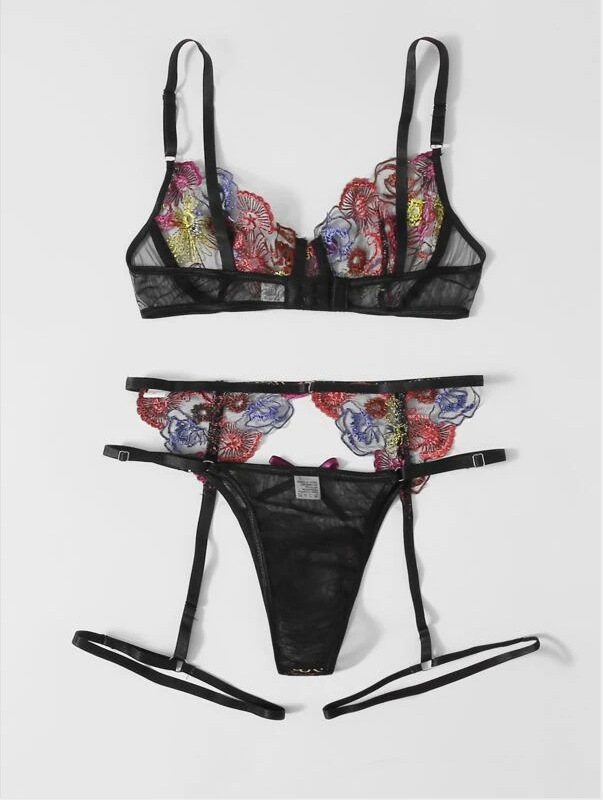New Sexy Women's Embroidered Lace Three Point Fun Underwear Set_voghion.com
