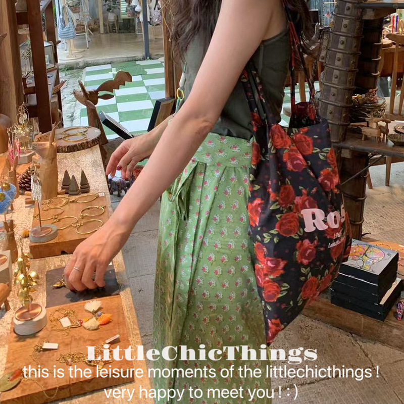 オリジナル LittleChicThings おすすめ ナンヤン風 ブラックローズ リゾート風 ショルダーバッグ|undefined