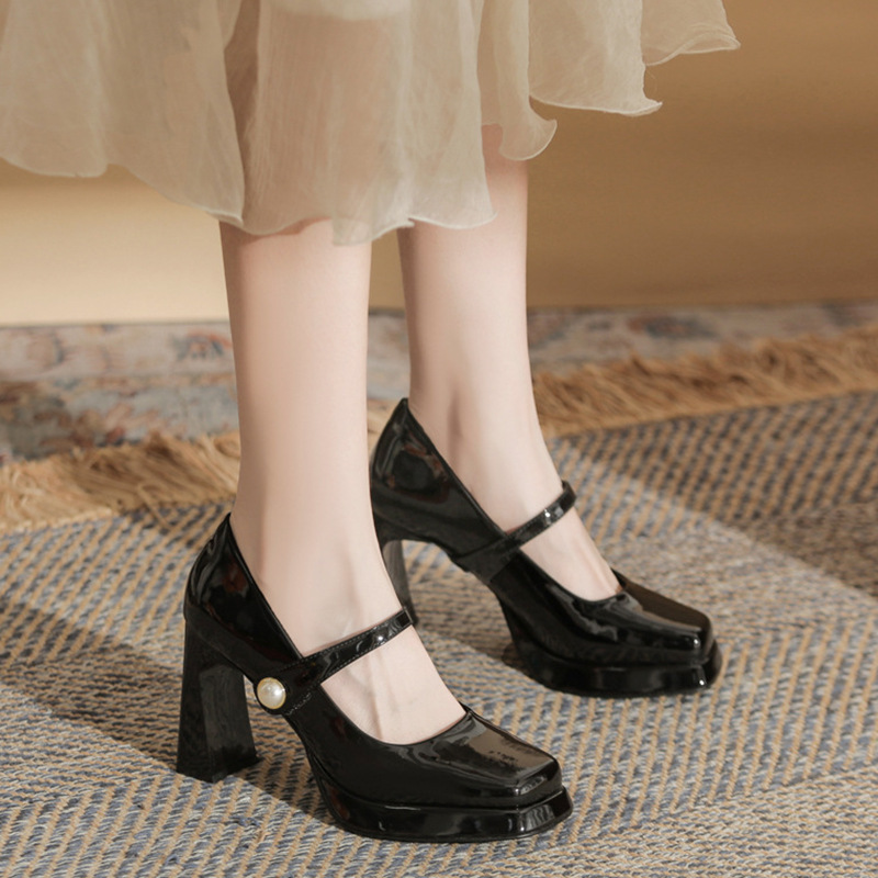 9cm square-toed platform high-heeled shoes for women, 2026 new model, patent leather, comfortable for the feet, chunky heel Mary Jane shoes 9cm square-toed platform high-heeled shoes for women, 2026 new model, patent leather, comfortable for the feet, chunky heel Mary Jane shoes