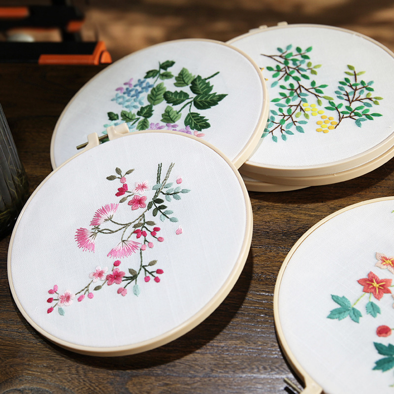 A generation of hand-embroidered DIY materials, start school, crazy, creative, Lu embroidery, Chinese style