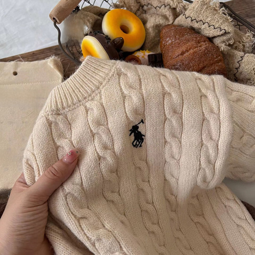 Children's sweater Autumn new item Unisex children plain embroidery sweater Baby knitted yarn sweater Trendy
