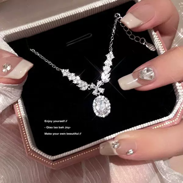 Angel Goose Egg Necklace for Women, 2026 New Model, Elegant Clavicle Chain, High-End Light Luxury Niche Accessory for Women